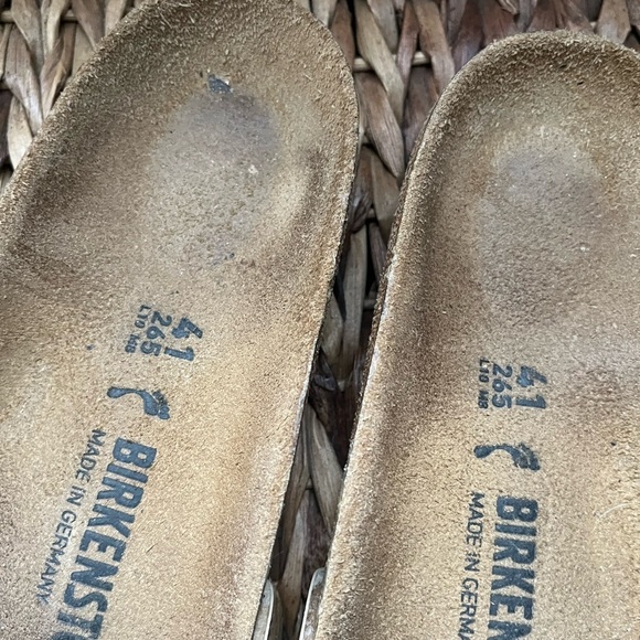Birkenstock Madrid Gold Sandals Nearly New Size 10 Women’s 41 Boho Downtown - Picture 2 of 4
